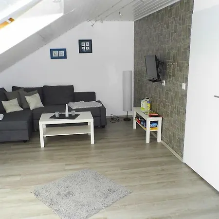 Moderne Ferienwohnung Am Stadtrand